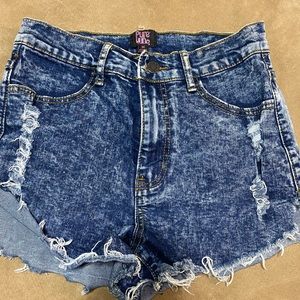 “Pure Hype” Brand Jean Shorts 🌾